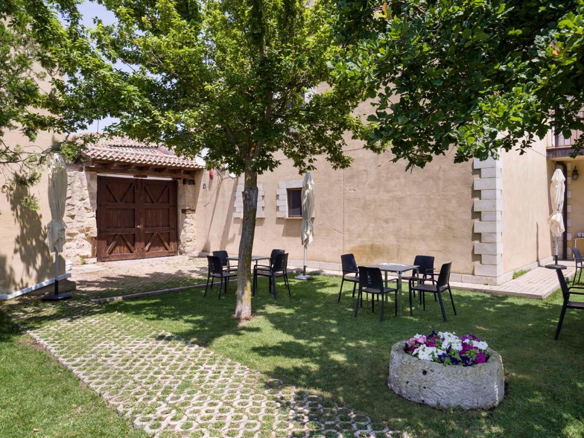 Гостевой дом La Casona De Montealegre Montealegre  Экстерьер фото