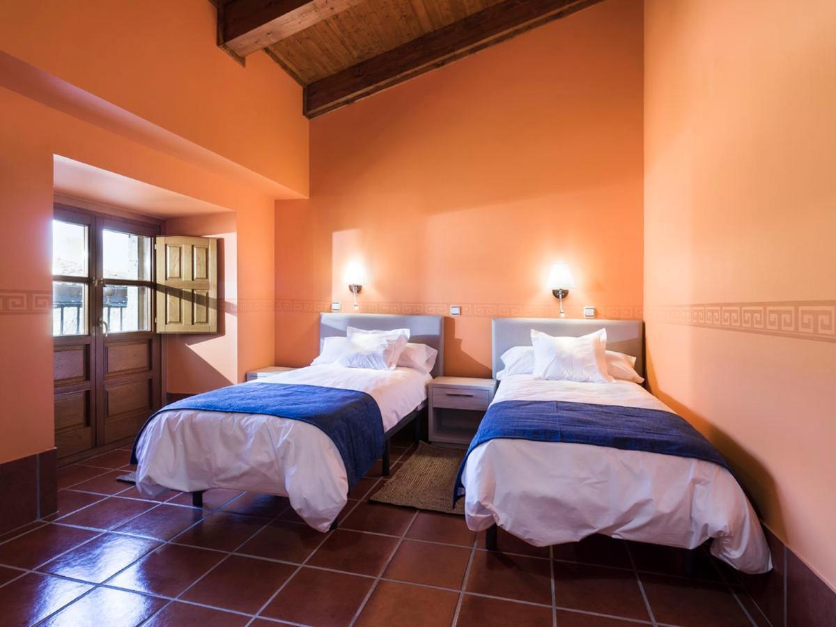 Гостевой дом La Casona De Montealegre Montealegre  Экстерьер фото